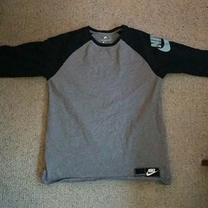 Nike men's Long sleeve logo tee